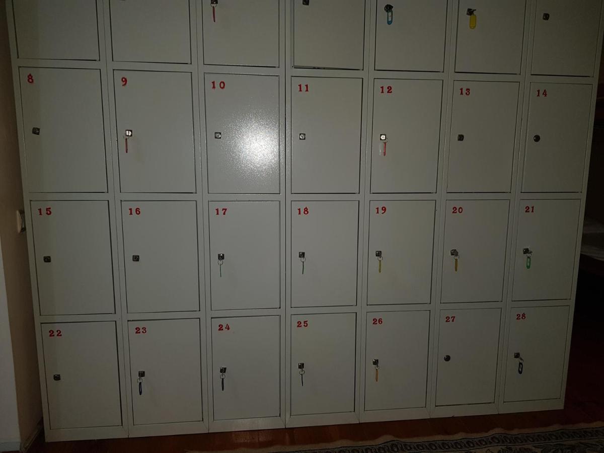 אלמטי Hostel 888 מראה חיצוני תמונה